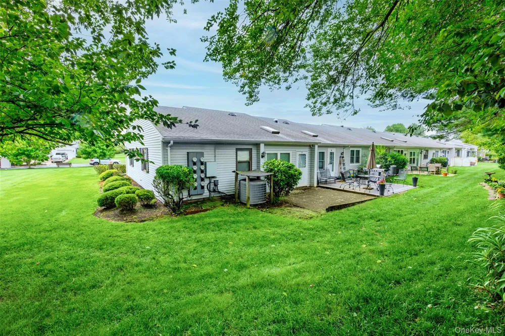 118 Knolls Drive Stony Brook, NY 11790
