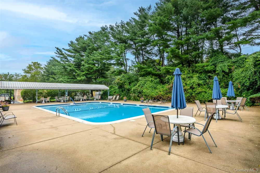 118 Knolls Drive Stony Brook, NY 11790