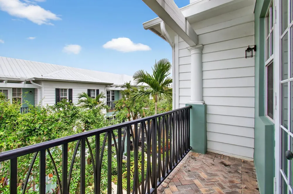 365 W Mallory Circle Delray Beach, FL 33483