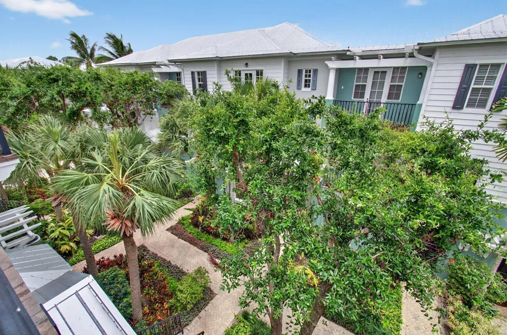 365 W Mallory Circle Delray Beach, FL 33483