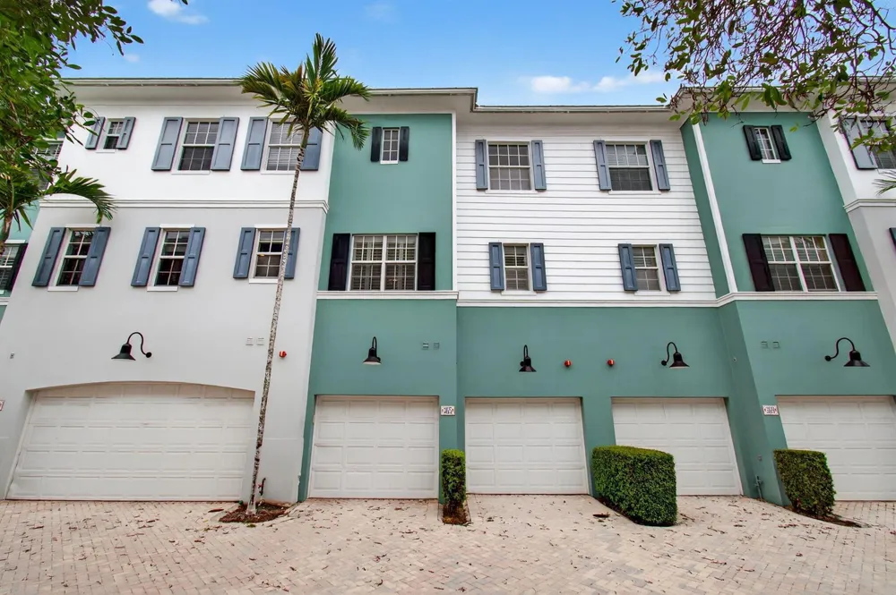 365 W Mallory Circle Delray Beach, FL 33483