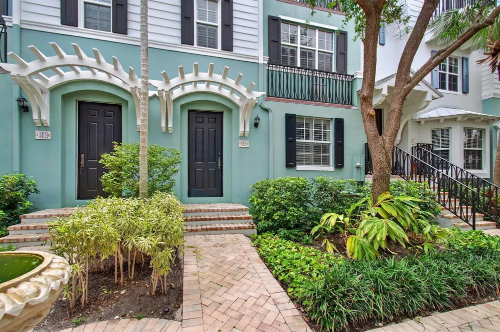 365 W Mallory Circle Delray Beach, FL 33483
