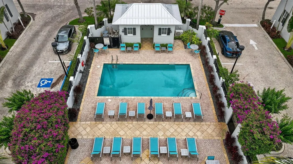 365 W Mallory Circle Delray Beach, FL 33483