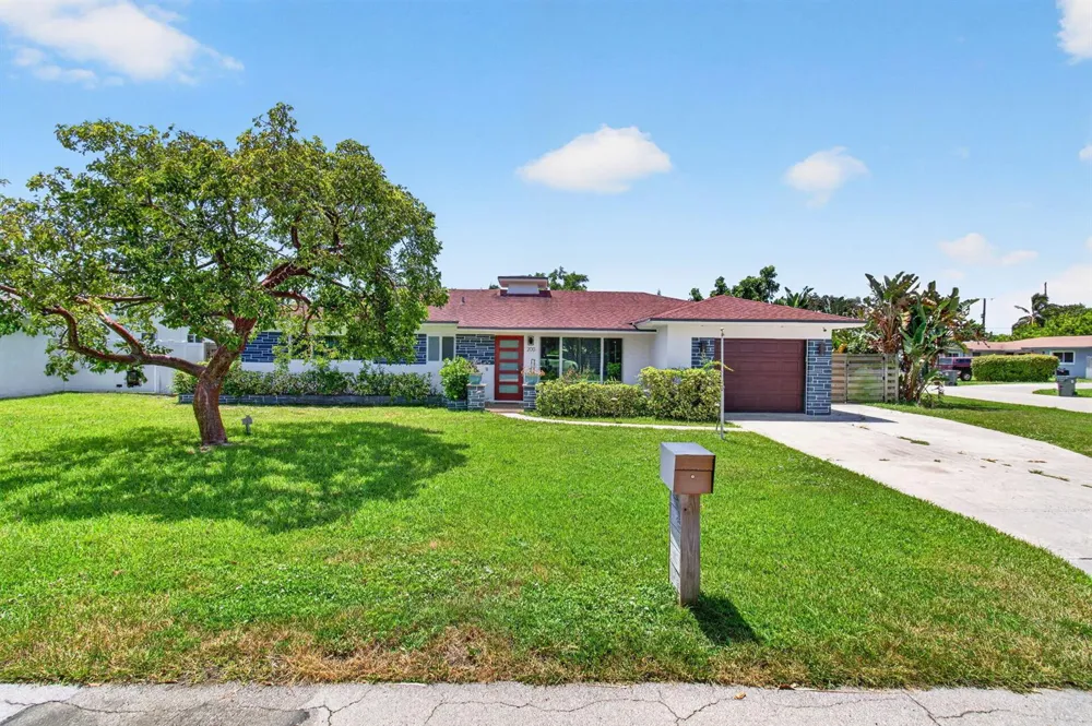 200 NE 28TH TERRACE Boca Raton, FL 33431