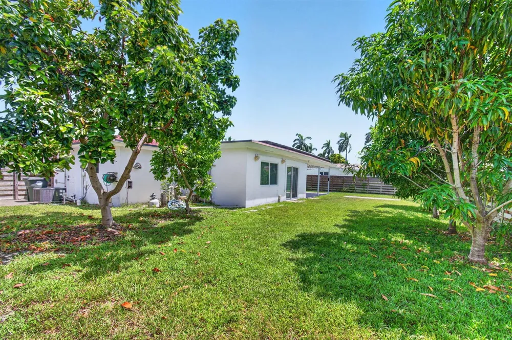 200 NE 28TH TERRACE Boca Raton, FL 33431