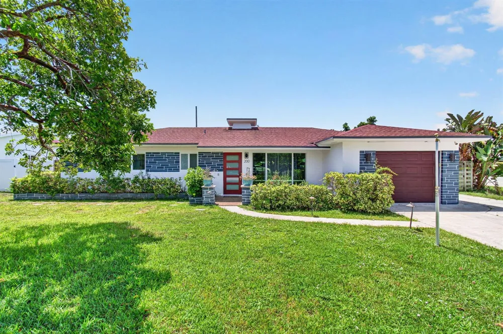 200 NE 28TH TERRACE Boca Raton, FL 33431