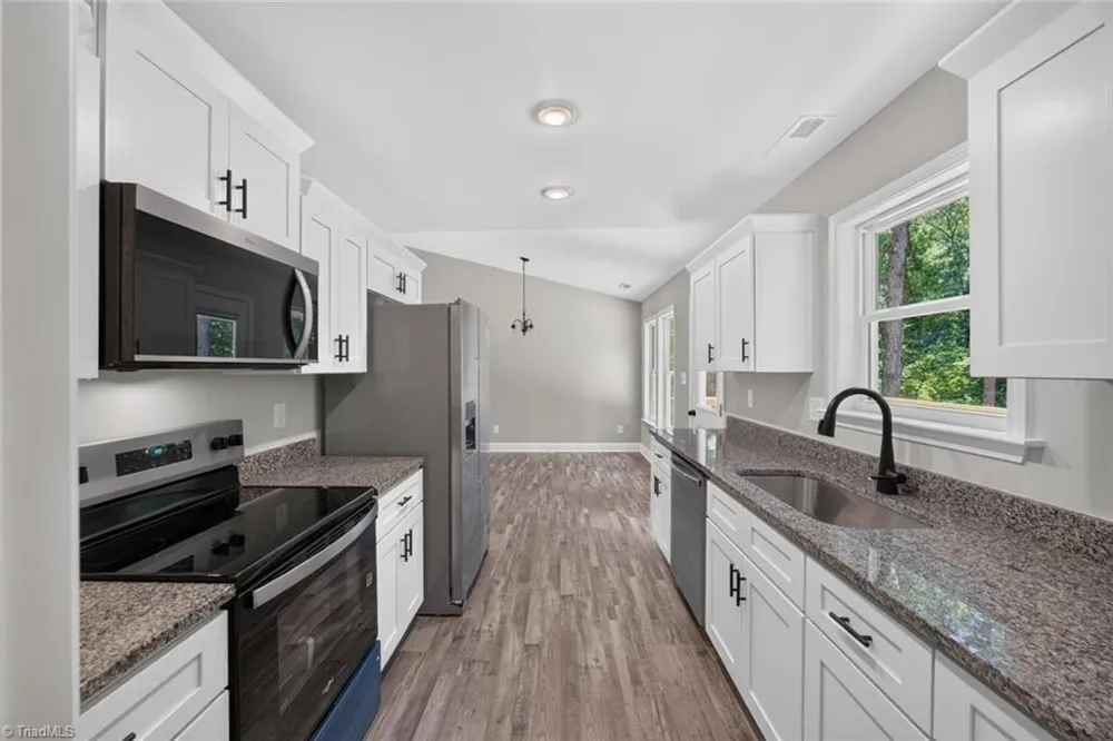 239 Lake Drive 8 Lexington, NC 27292