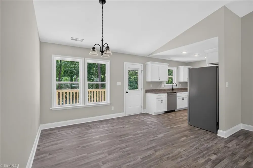 239 Lake Drive 8 Lexington, NC 27292