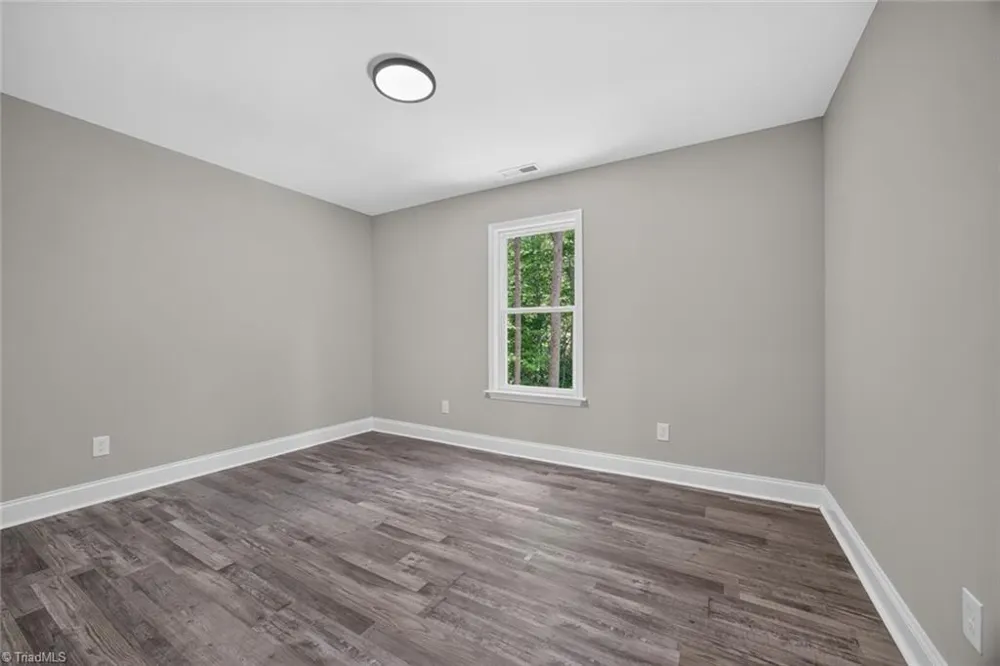 239 Lake Drive 8 Lexington, NC 27292