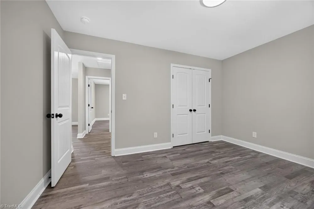 239 Lake Drive 8 Lexington, NC 27292