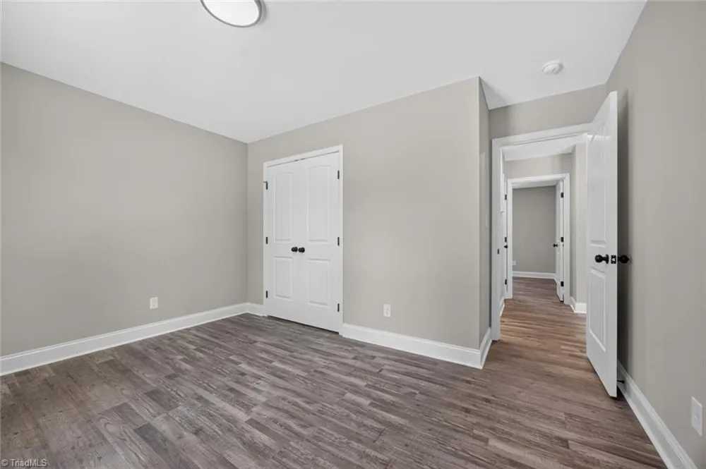 239 Lake Drive 8 Lexington, NC 27292