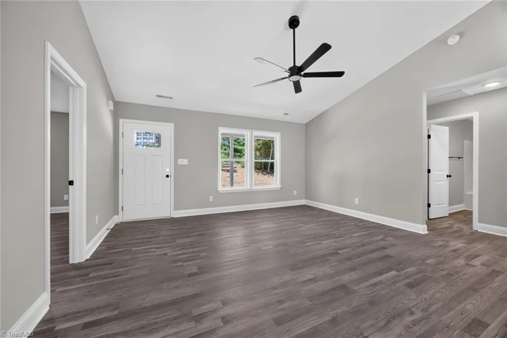 239 Lake Drive 8 Lexington, NC 27292