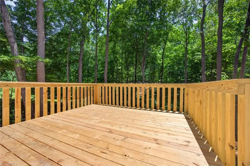 239 Lake Drive 8 Lexington, NC 27292