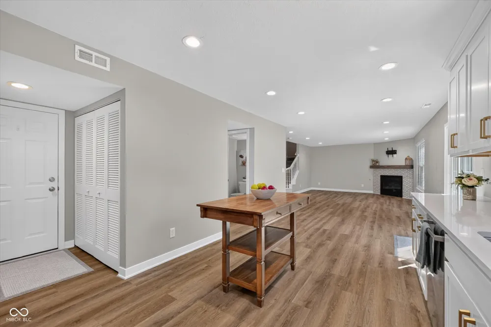 3731 Challenger Drive Westfield, IN 46062