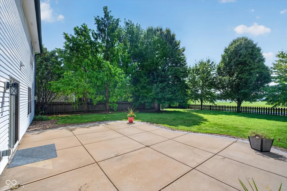3731 Challenger Drive Westfield, IN 46062