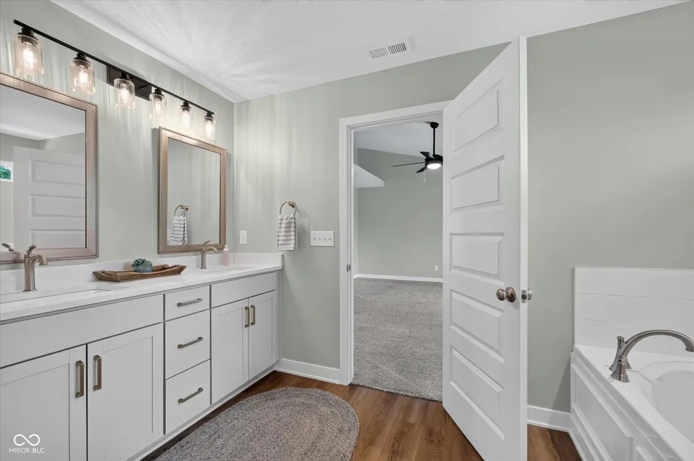 3731 Challenger Drive Westfield, IN 46062