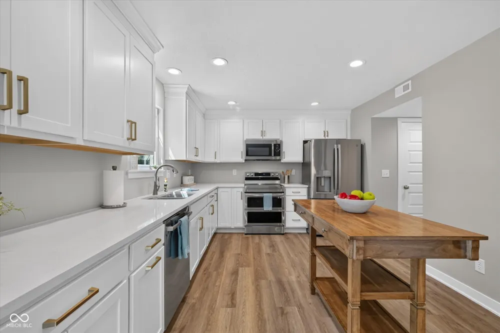 3731 Challenger Drive Westfield, IN 46062