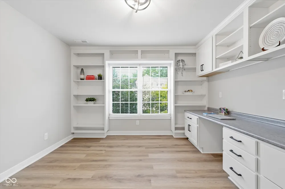 3731 Challenger Drive Westfield, IN 46062