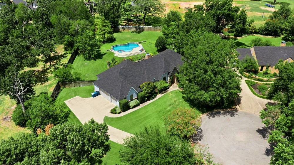 4 Mill Run Place Athens, TX 75751