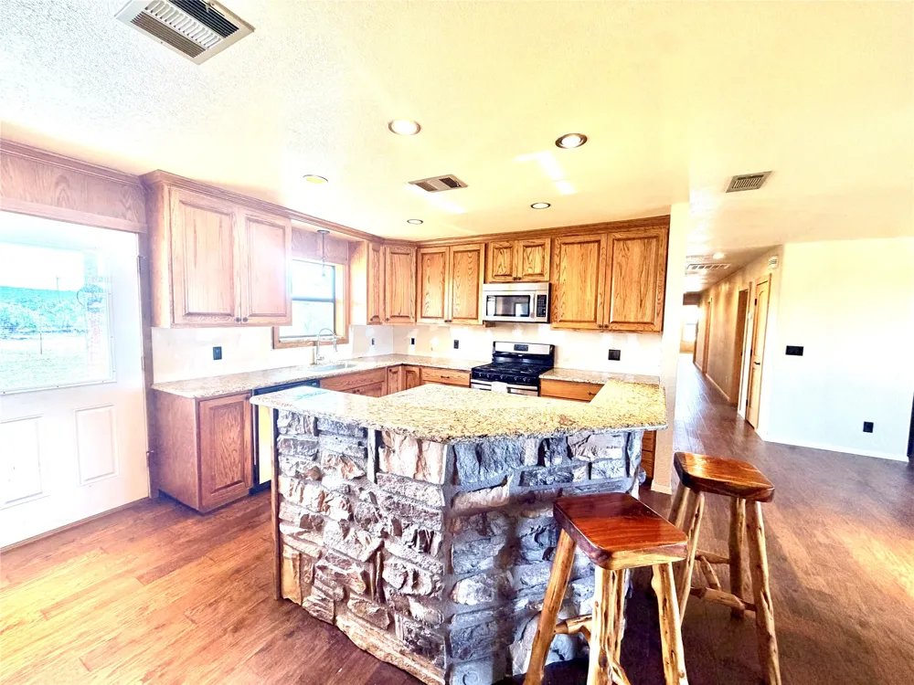 211 Fm 3023 S Goldthwaite, TX 76844