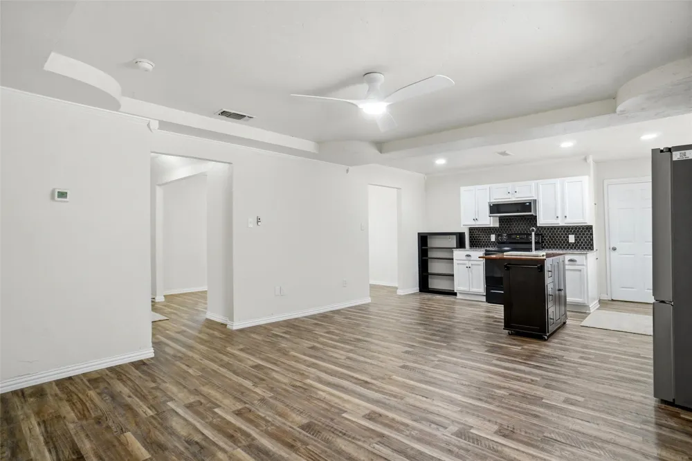 129 Mountain View Drive Azle, TX 76020