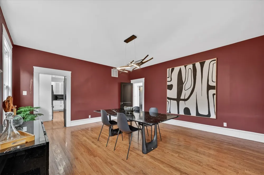 802 Haines Avenue Dallas, TX 75208
