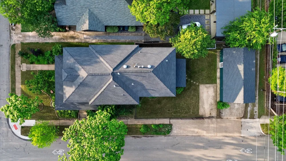 802 Haines Avenue Dallas, TX 75208