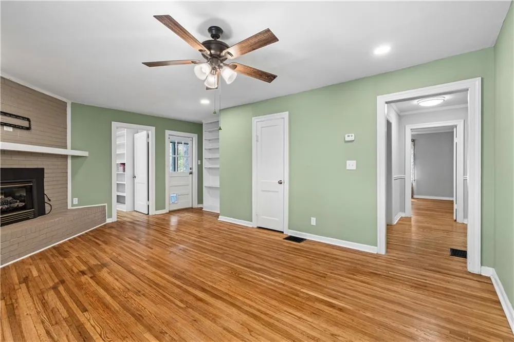 139 Myrtle Street Toccoa, GA 30577