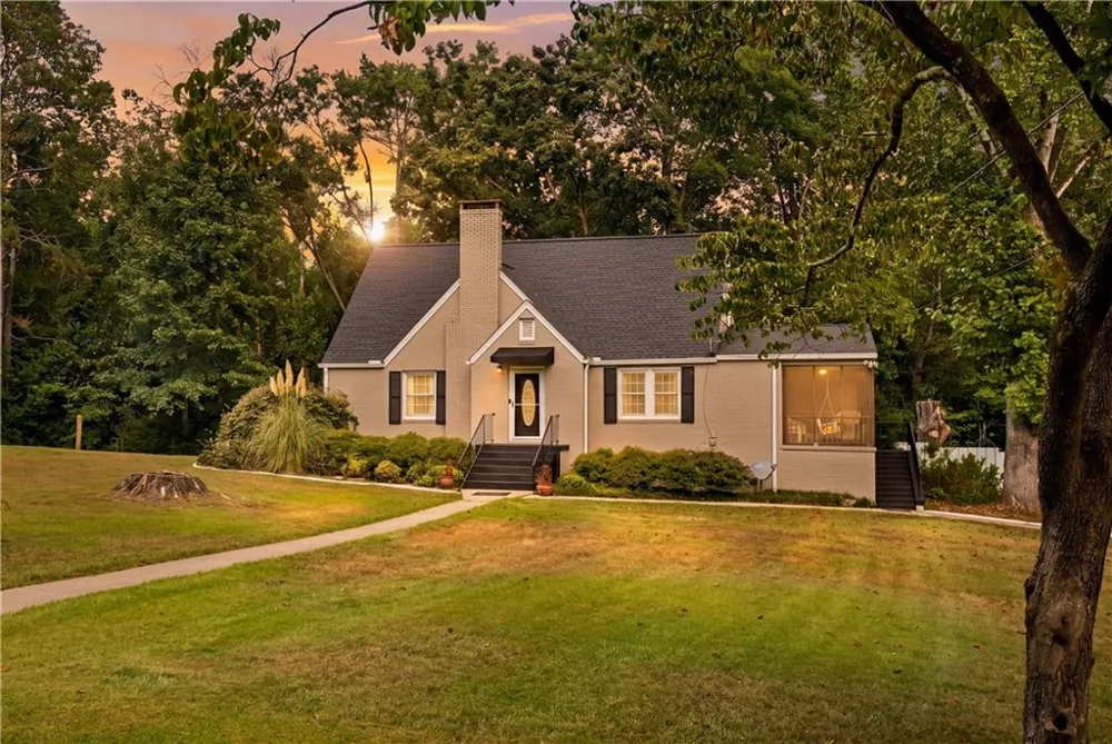 139 Myrtle Street Toccoa, GA 30577
