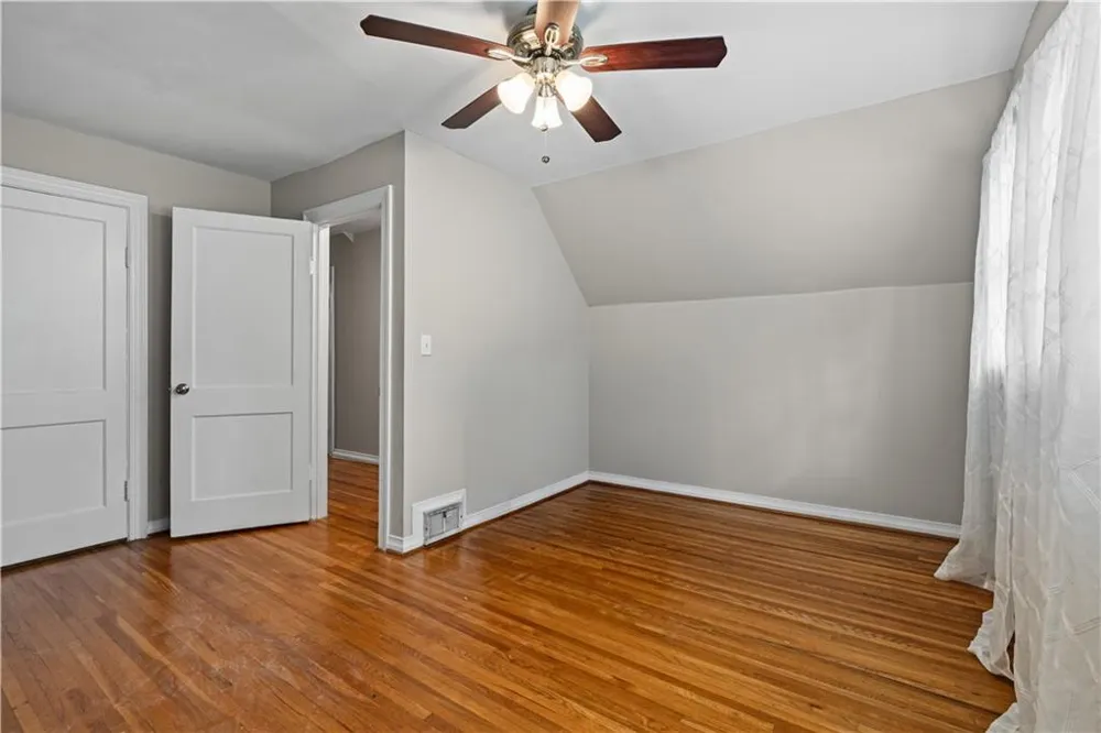 139 Myrtle Street Toccoa, GA 30577