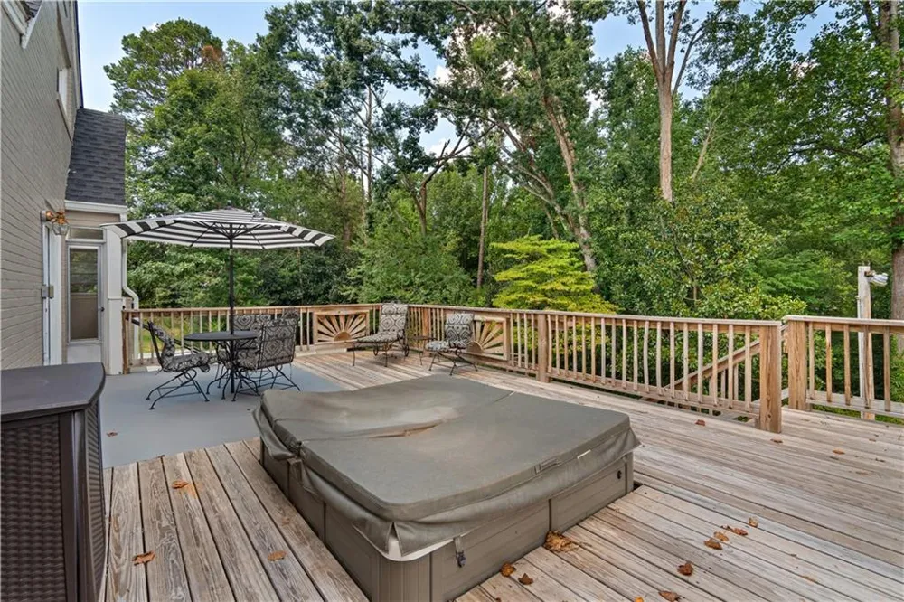139 Myrtle Street Toccoa, GA 30577