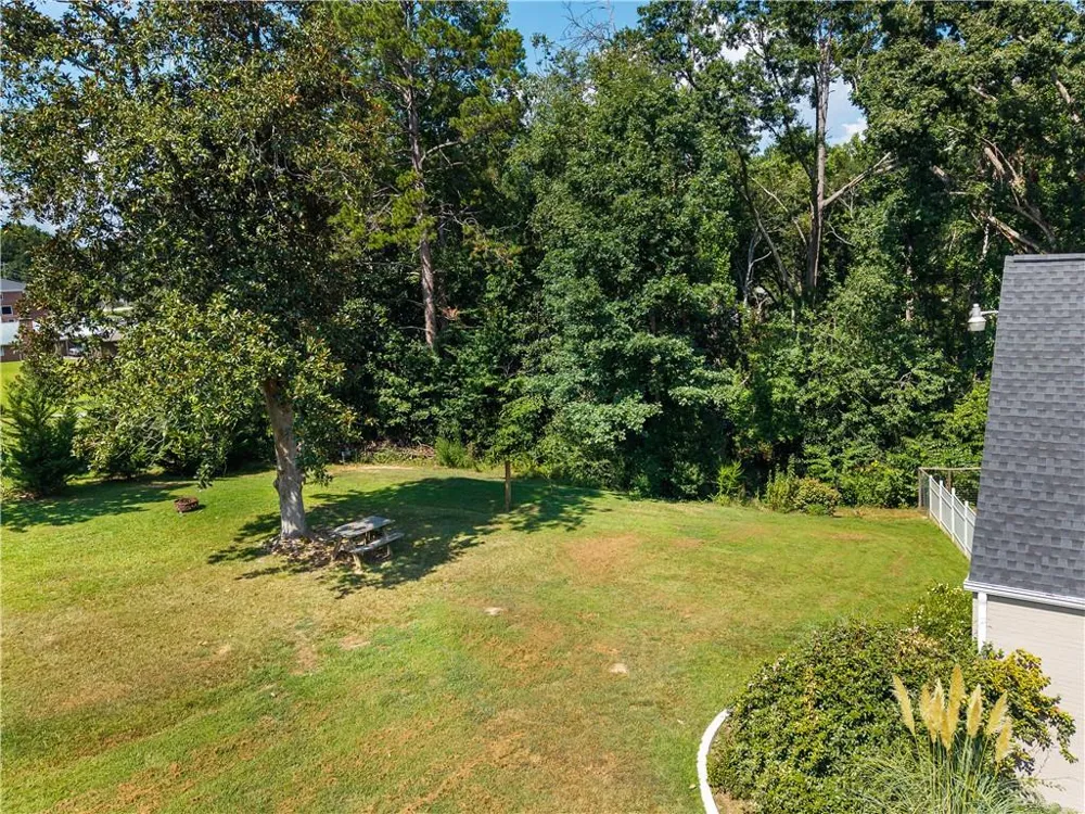 139 Myrtle Street Toccoa, GA 30577