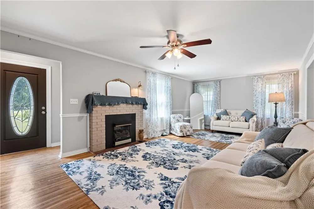 139 Myrtle Street Toccoa, GA 30577