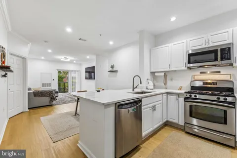 11373 ARISTOTLE DRIVE #9-109