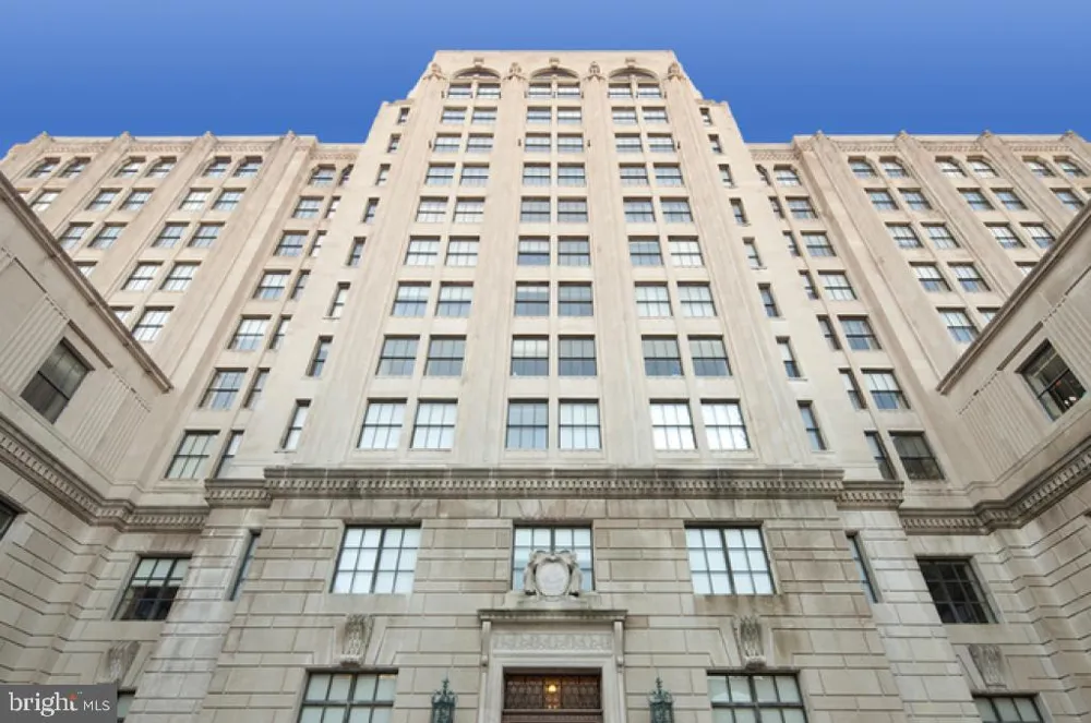 230-38 N 21ST STREET Philadelphia, PA 19103