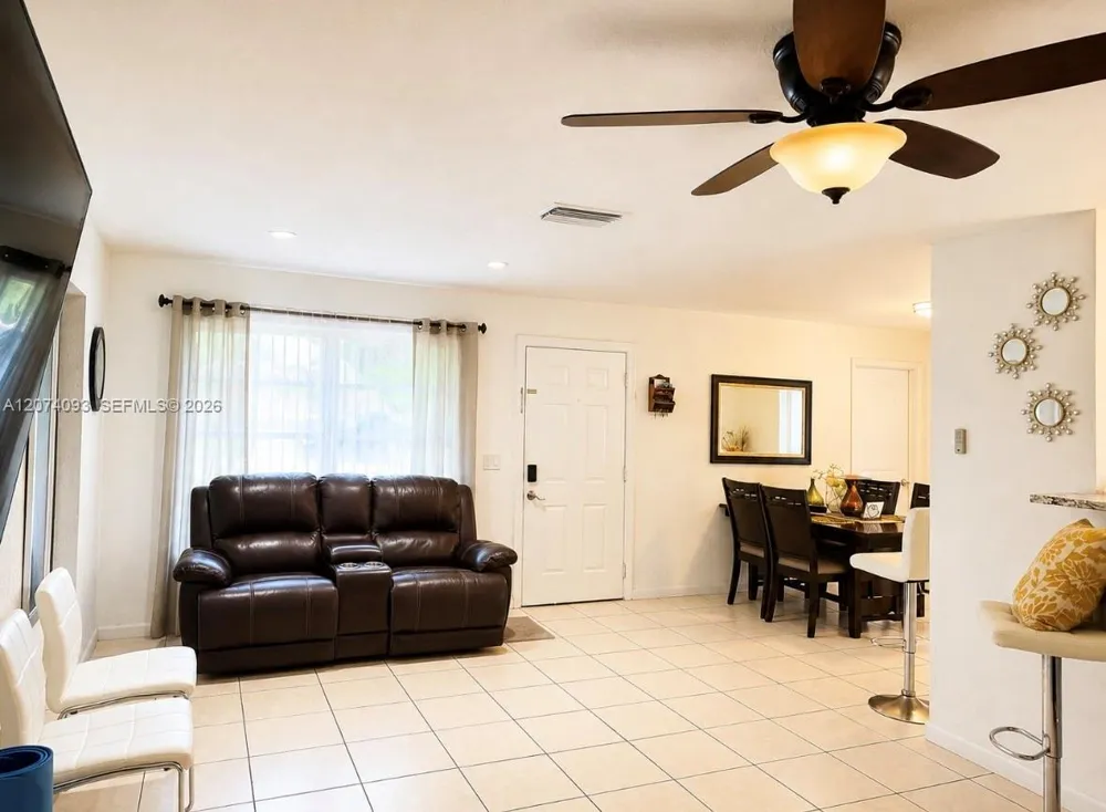 9331 NW 24th Pl Sunrise, FL 33322
