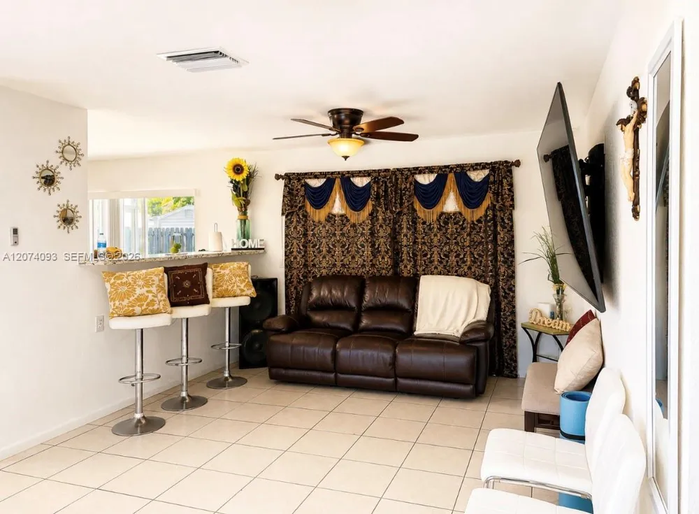 9331 NW 24th Pl Sunrise, FL 33322