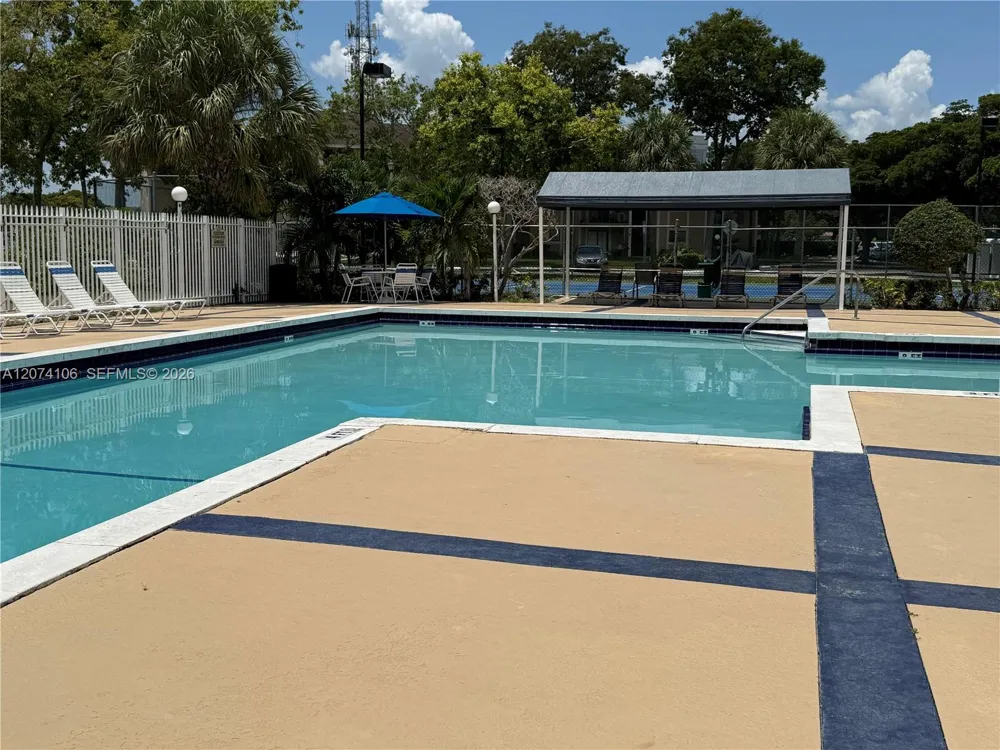 9454 S Palm Cir S #9454 Pembroke Pines, FL 33025