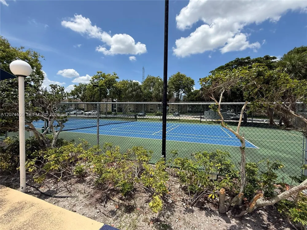 9454 S Palm Cir S #9454 Pembroke Pines, FL 33025
