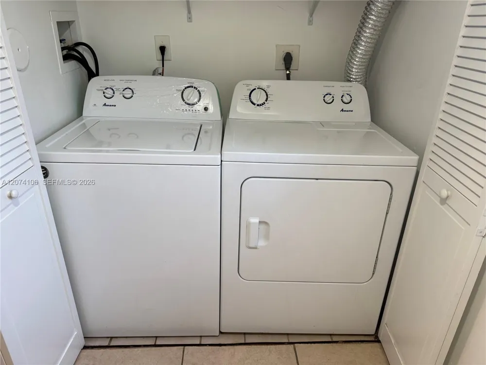 9454 S Palm Cir S #9454 Pembroke Pines, FL 33025