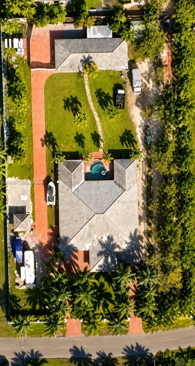 20835 SW 236th St Homestead, FL 33031