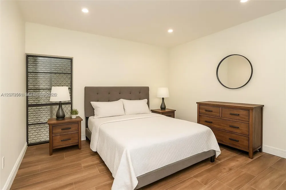 16509 Fox Den Ct Miami Lakes, FL 33014