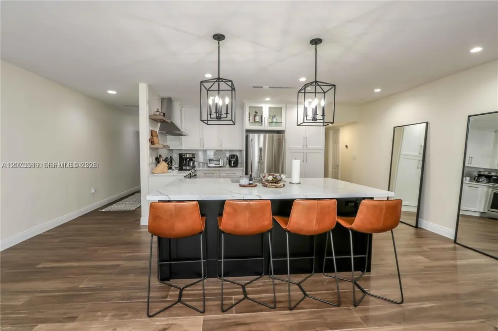 16509 Fox Den Ct Miami Lakes, FL 33014