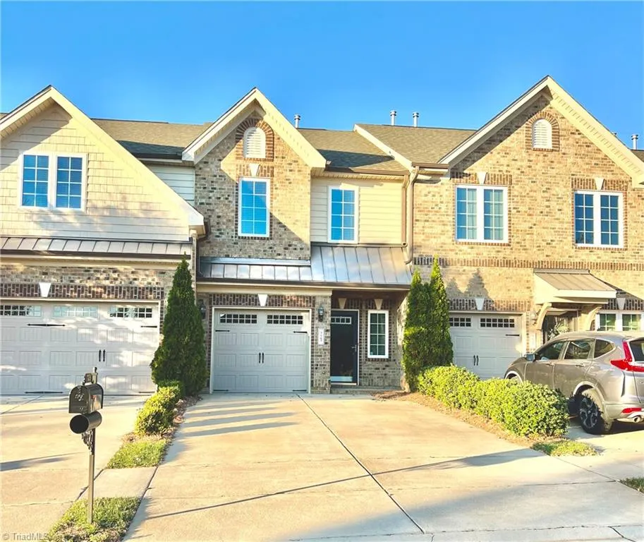 723 Piedmont Crossing Drive High Point, NC 27265