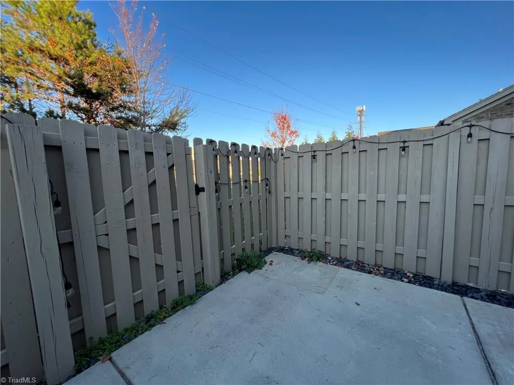 723 Piedmont Crossing Drive High Point, NC 27265