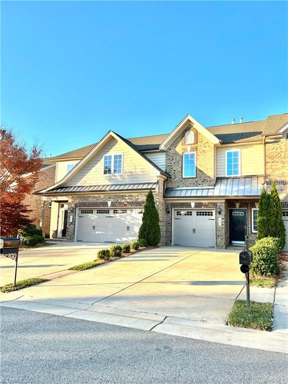 723 Piedmont Crossing Drive High Point, NC 27265