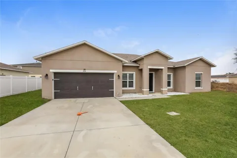 728 DESMOINES DRIVE