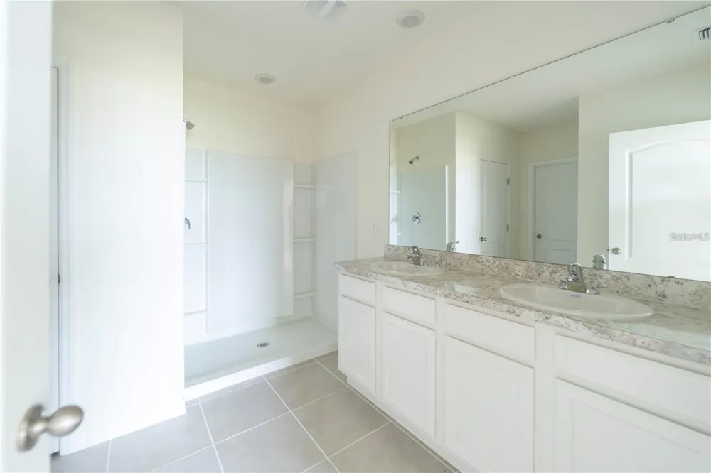 1811 SILVERBELL LOOP Haines City, FL 33844
