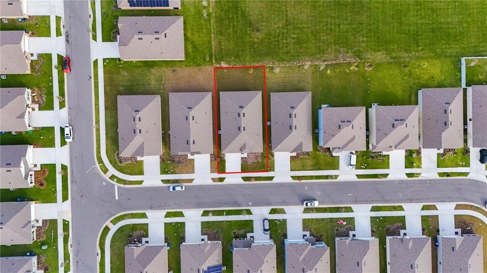 1811 SILVERBELL LOOP Haines City, FL 33844