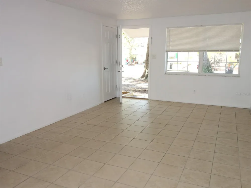 1407 COPPERTREE DRIVE Tarpon Springs, FL 34689